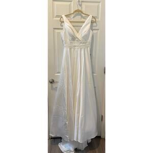 Stunning Simple Satin Wedding Gown Beaded at Waist V-Neck, Train Sz 12